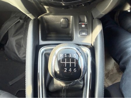 2020 Nissan Qashqai - thumbnail 17