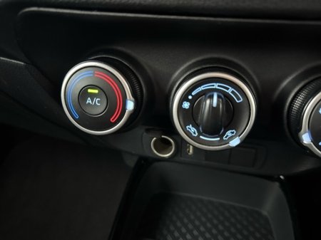 2023 Toyota Aygo X - thumbnail 13