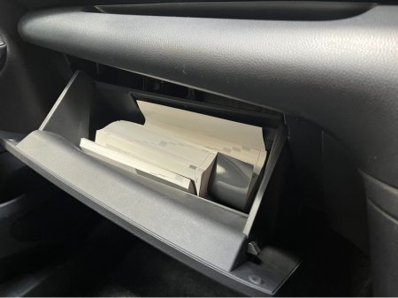 2020 Toyota Yaris - thumbnail 14