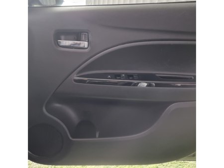 2017 Mitsubishi Mirage - thumbnail 24