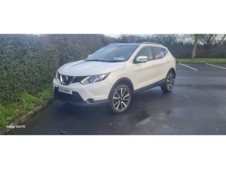 2015 Nissan Qashqai - thumbnail 1
