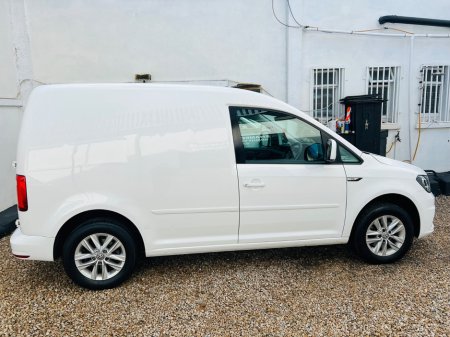 2016 Volkswagen Caddy  €7,950 thumbnail