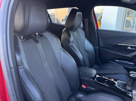 2021 Peugeot 2008 1.5 BlueHDI 110bhp GT €20,975 thumbnail