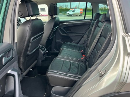 2020 Volkswagen Tiguan - thumbnail 4