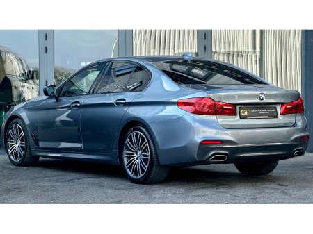 2018 BMW 5 Series - photo 4