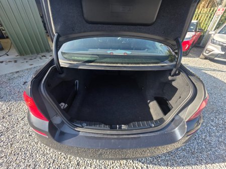 2014 BMW 5 Series - thumbnail 11