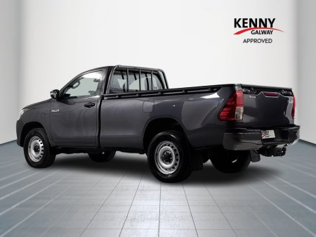 2022 Toyota Hilux 2.4 DLX SINGLE CAB 2DR €31,990 thumbnail