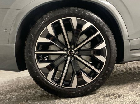 2026 Volvo XC90 - thumbnail 8