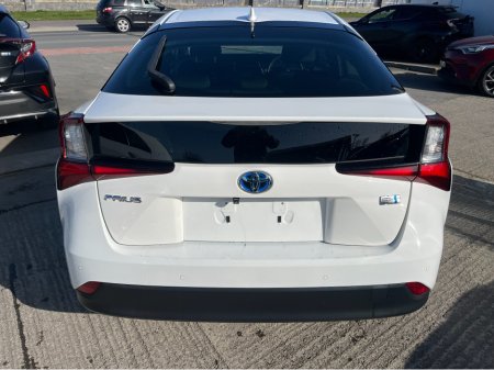 2020 Toyota Prius - thumbnail 5