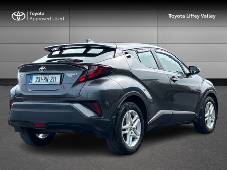 2023 Toyota C-HR - photo 2