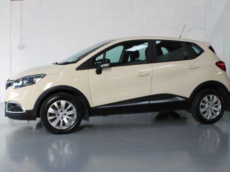 2016 Renault Captur - thumbnail 4