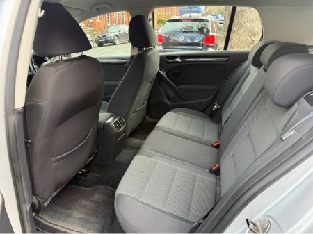 2012 Volkswagen Golf - thumbnail 11