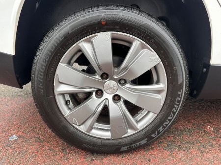 2017 Peugeot 2008 1.6 HDI, ACTIVE MODEL, FULL SERVICE HISTORY, FINANCE, WARRANTY, 5 STAR REVIEWS €9,995 thumbnail