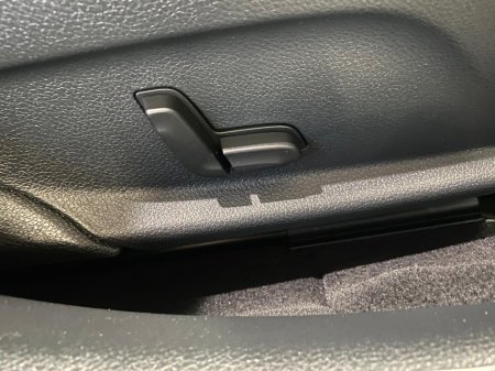 2018 Mercedes-Benz C Class - thumbnail 13