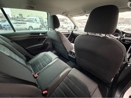 2016 Volkswagen Golf - thumbnail 21