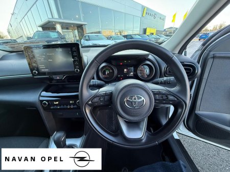 2023 Toyota Yaris Cross Cross Luna 1.5 Hybrid €26,950 thumbnail