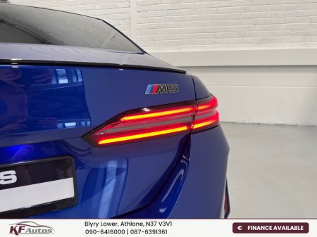 2025 BMW M5 V8 4.4L PHEV 727bhp Auto - 251 Reg €137,995 thumbnail