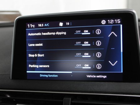 2019 Peugeot 3008 - thumbnail 16