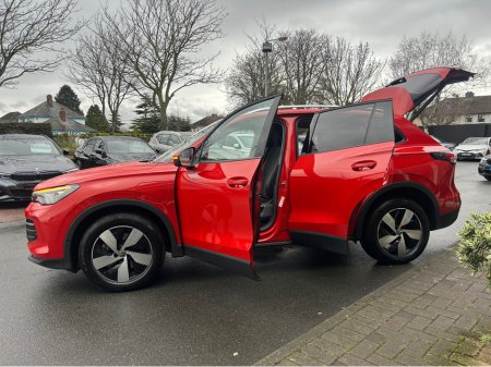 2025 Volkswagen Tiguan Match Edition + Low Mileage Tsi -PHEV S-Automatic / DSG - Beautiful SUV - Top Trade-ins & Great Finance €42,950 thumbnail
