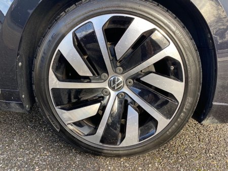 2023 Volkswagen Arteon 2.0TDI AUTO 150HP R LINE €39,950 thumbnail