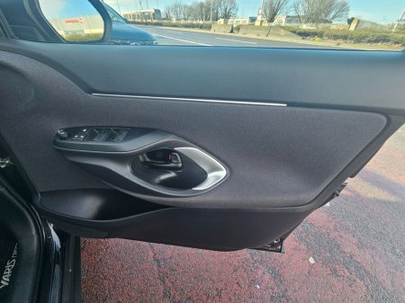 2023 Toyota Yaris YARIS CROSS, LUNA MODEL, HYBIRD, FINANCE, WARRANTY, 5 STAR REVIEWS €22,995 thumbnail