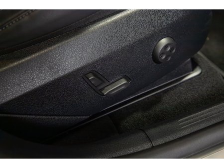 2025 Mercedes-Benz GLC Class - thumbnail 15