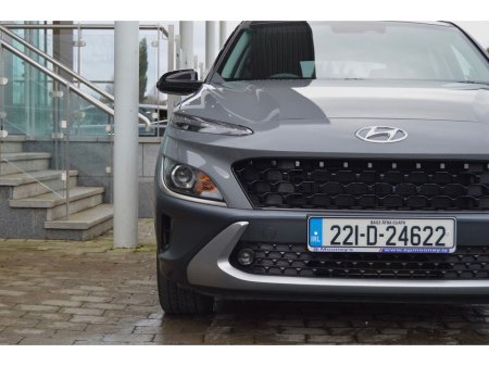 2022 Hyundai Kona - thumbnail 2
