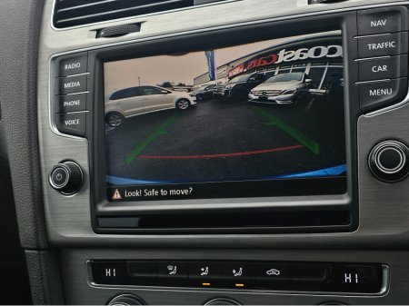 2014 Volkswagen Golf - thumbnail 18