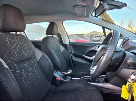 2015 Peugeot 2008 ACTIVE 1.6 HDI €5,995 thumbnail