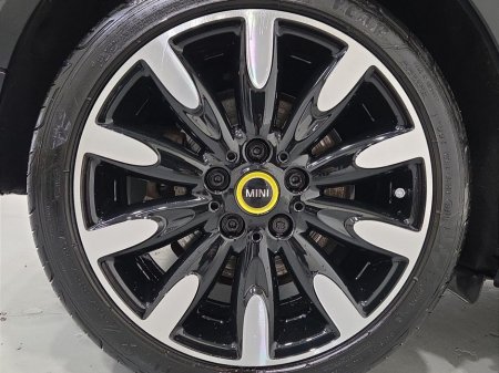 2022 MINI Hatch Electric Level 3 €22,950 thumbnail