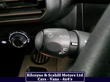 2023 Peugeot Partner - thumbnail 25