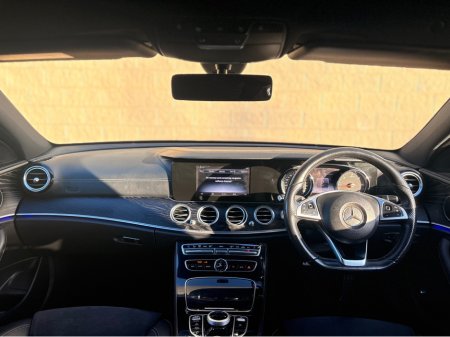 2017 Mercedes-Benz E Class E220 D AMG LINE AUTO €21,995 thumbnail