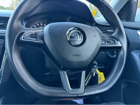 2016 Skoda Octavia 1.6 TDI STYLE 110BHP 5DR COMBI €10,950 thumbnail