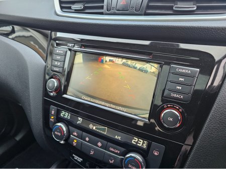 2019 Nissan Qashqai 1.3 SV MY19 4DR €15,950 thumbnail