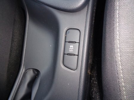 2022 Toyota Yaris 1.0 Luna 4DR thumbnail