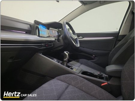 2024 Volkswagen Golf LIFE 110HP TSI Petrol Manual €25,495 thumbnail