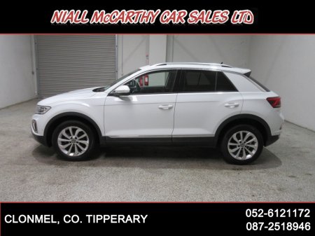 2023 Volkswagen T-Roc - thumbnail 8