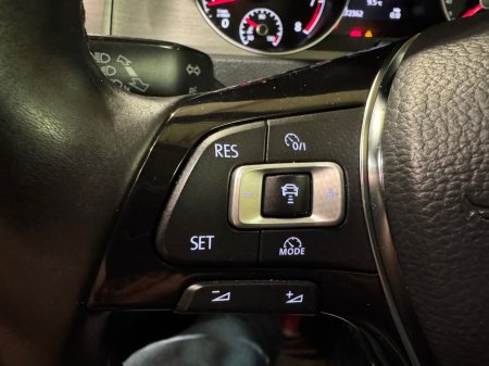 2013 Volkswagen Golf - thumbnail 19