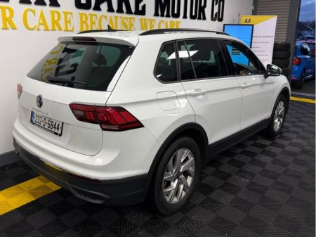2023 Volkswagen Tiguan Life 2.0tdi D7F 150HP 5DR Auto €36,777