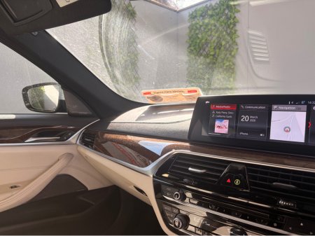 2019 BMW 5 Series - thumbnail 6