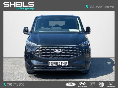2026 Ford Tourneo Custom 1 TOURNEO PHEV LEFT - CANCELLED ORDER €65,950 thumbnail