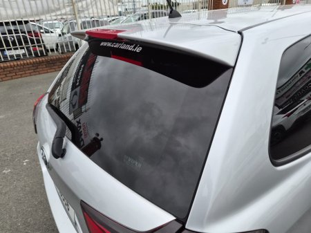 2017 Toyota Corolla - thumbnail 16