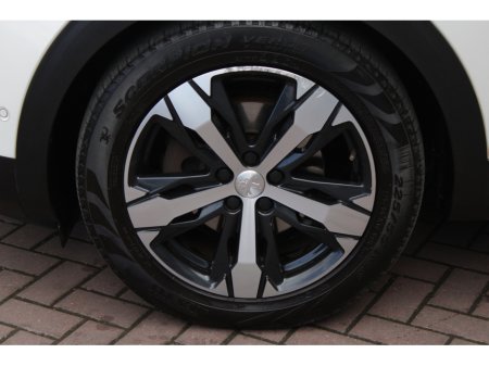 2020 Peugeot 5008 - thumbnail 25