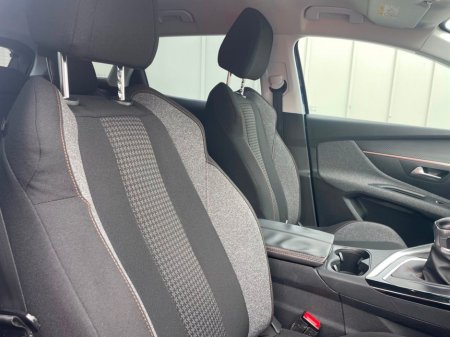 2018 Peugeot 3008  €16,490 thumbnail