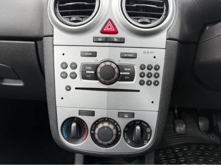 2014 Opel Corsa - thumbnail 15