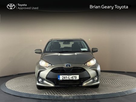 2024 Toyota Yaris - thumbnail 5