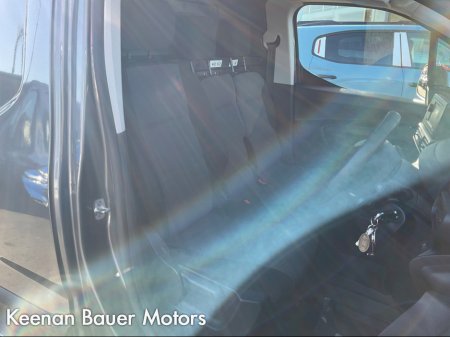 2022 Peugeot Partner - thumbnail 17