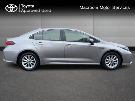 2019 Toyota Corolla COROLLA HYBRID LUNA SAL €25,500