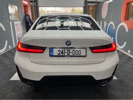 2024 BMW 3 Series - thumbnail 3