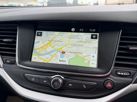 2021 Vauxhall Astra - thumbnail 11